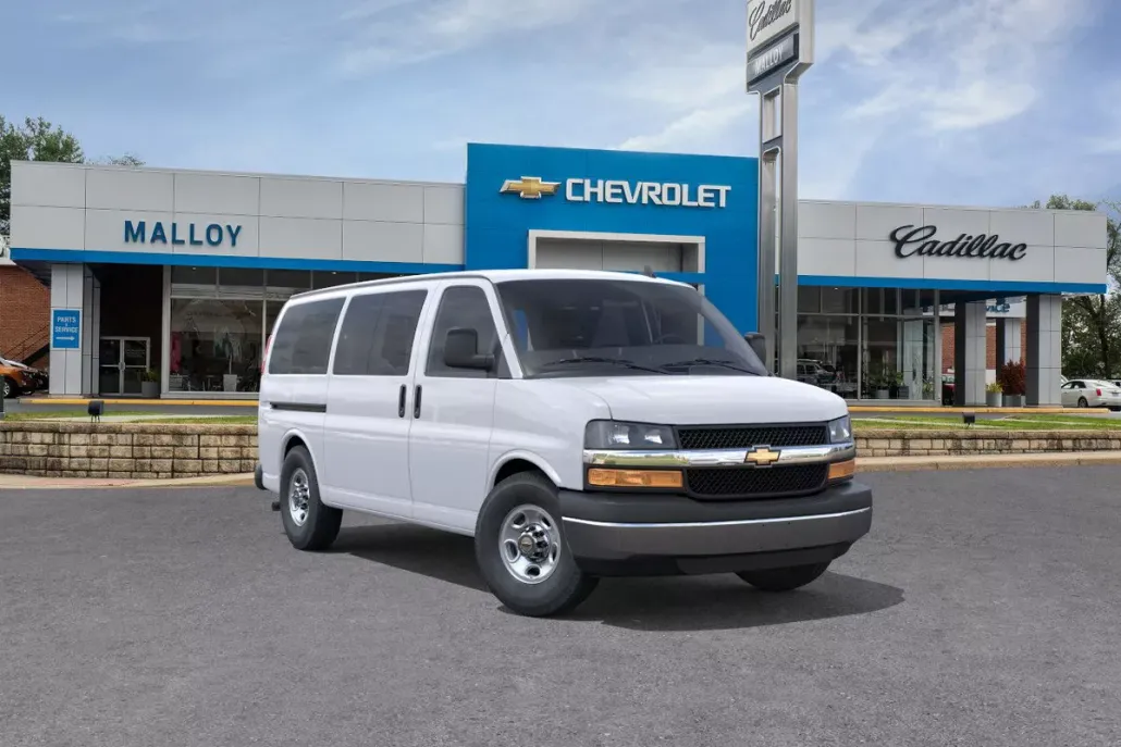 2024 Chevrolet Express Cargo 2500 photo 1