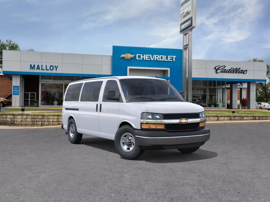 2024 Chevrolet Express Cargo 2500 photo 1