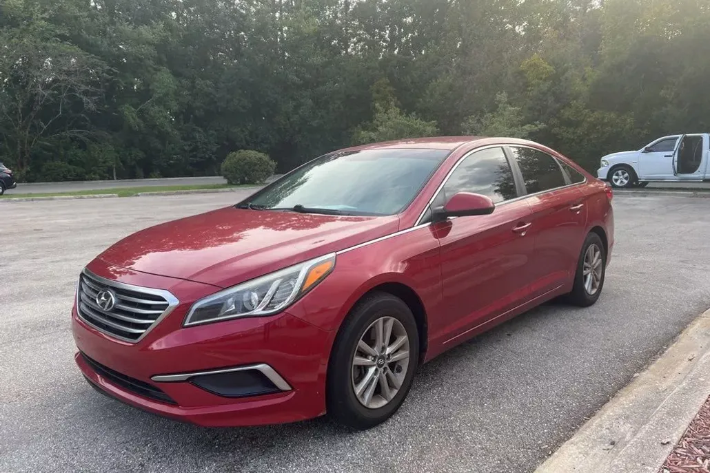 2017 Hyundai Sonata SE photo 1