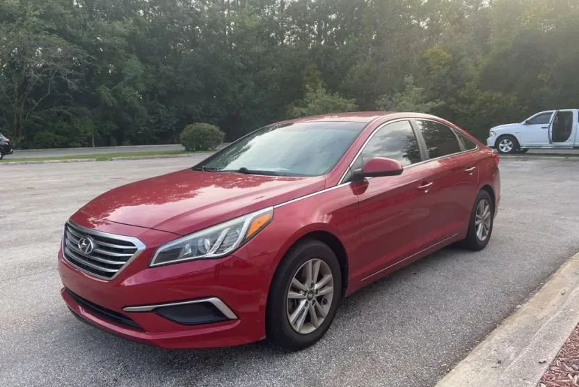 2017 Hyundai Sonata SE photo 1