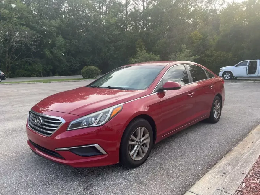 2017 Hyundai Sonata SE photo 1