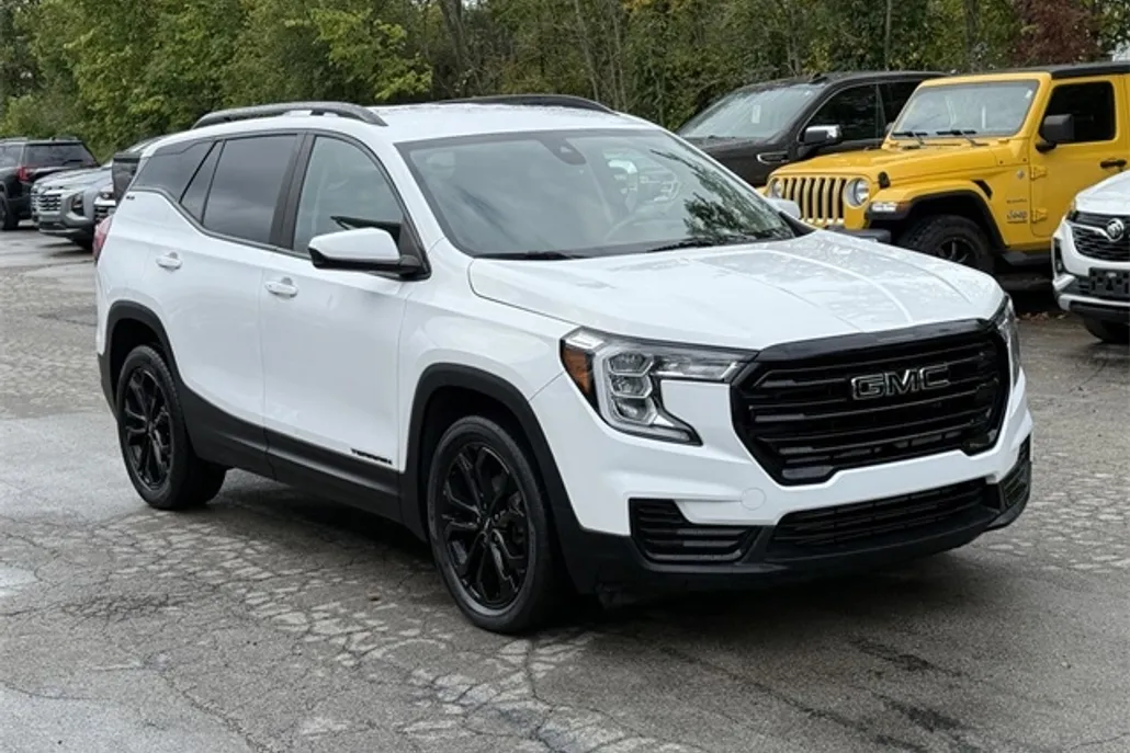 2022 Gmc Terrain SLE photo 1
