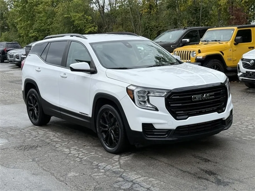 2022 Gmc Terrain SLE photo 1