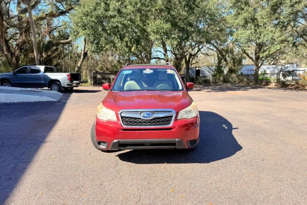 2014 Subaru Forester 2.5i Premium photo 1