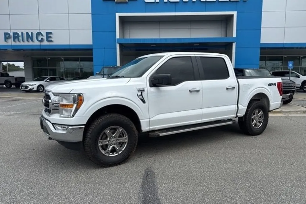 2023 Ford F-150 XL photo 1