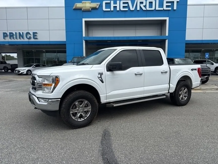 2023 Ford F-150 XL photo 1