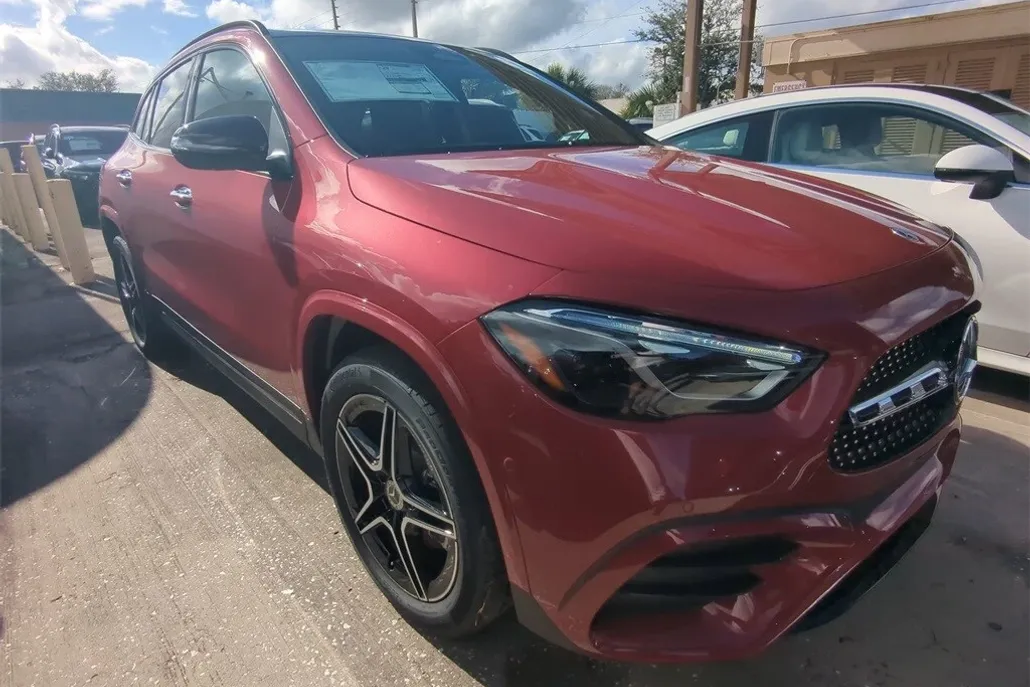 2025 Mercedes Benz GLA 250 photo 1