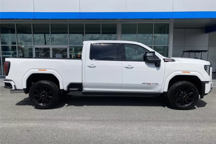 2025 Gmc Sierra 2500 HD AT4 photo 1