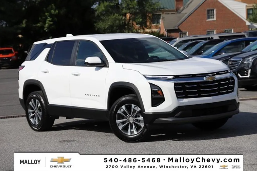 2025 Chevrolet Equinox LT photo 1