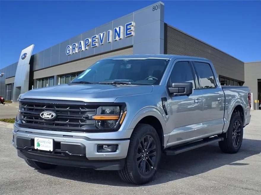 2025 Ford F-150 XLT photo 1