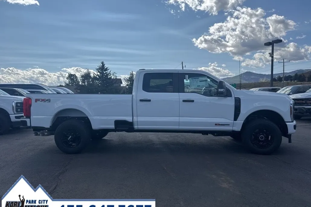 2026 Ford F-350 photo 1