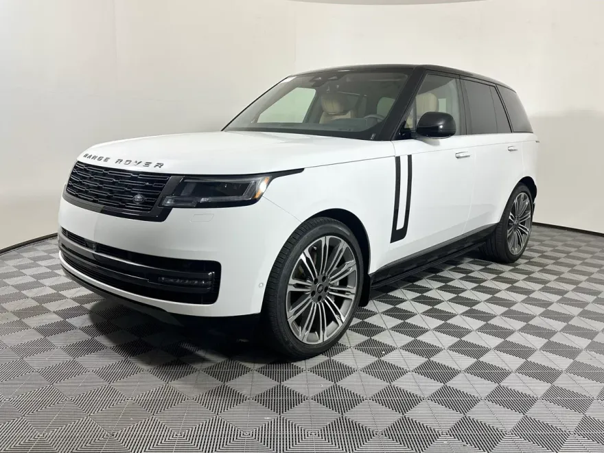 2025 Land Rover Range Rover SE photo 1
