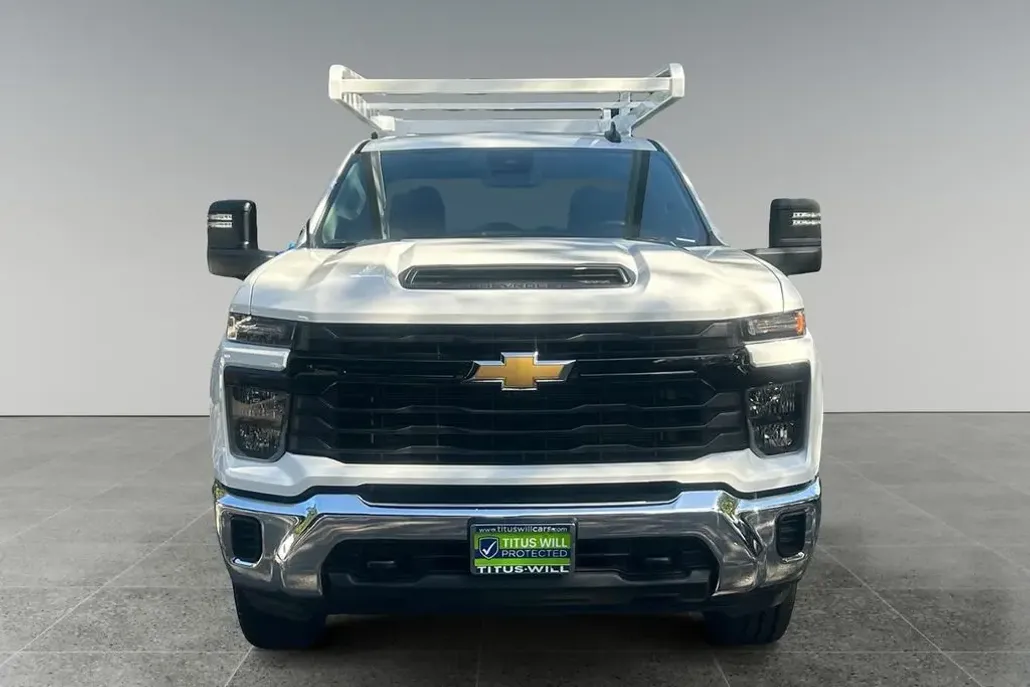 2024 Chevrolet Silverado 2500HD Work Truck photo 1