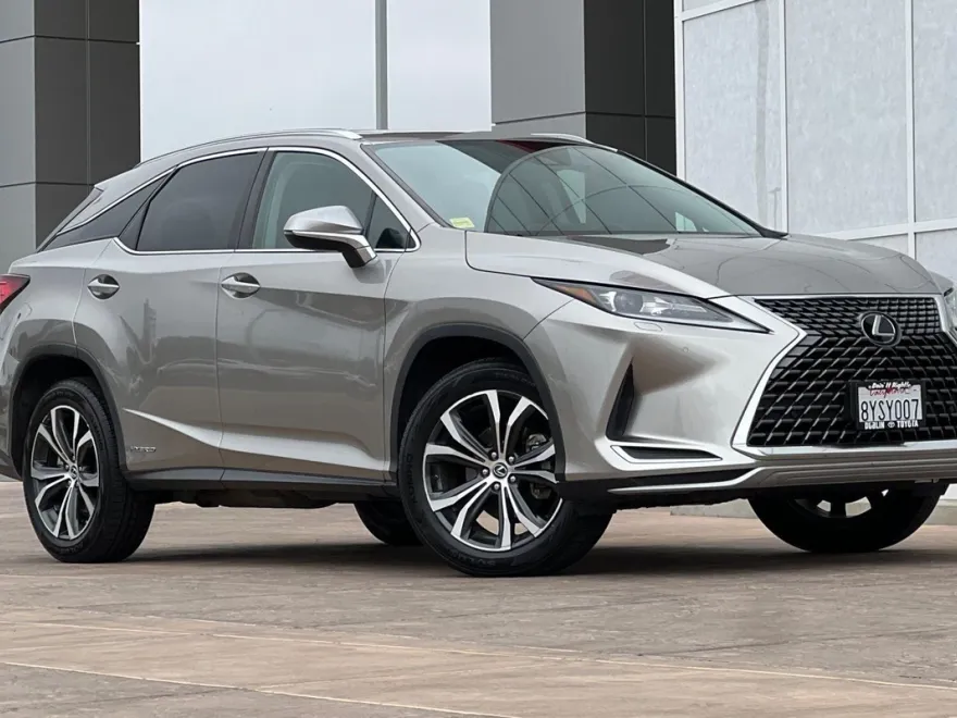 2022 Lexus RX 450h photo 1