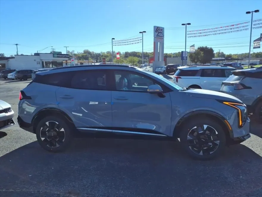 2026 Kia Sportage Hybrid photo 1