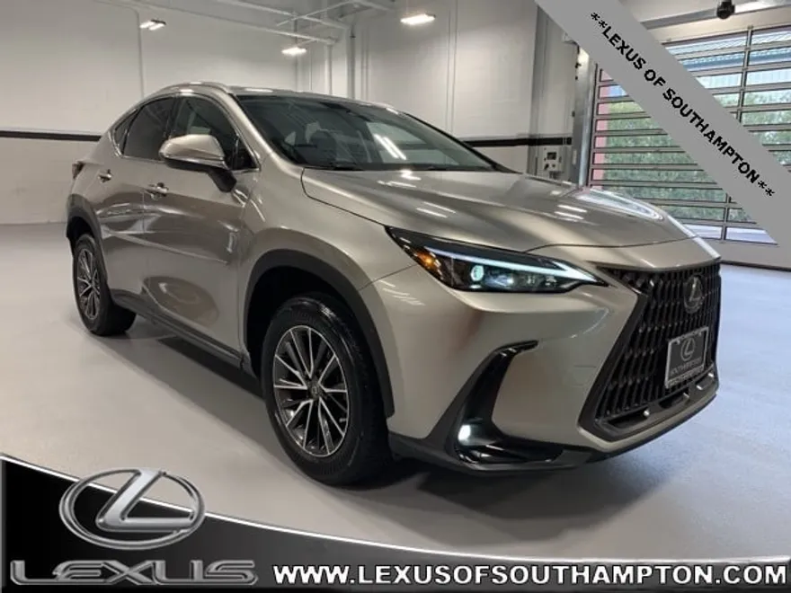 2022 Lexus NX 350 photo 1