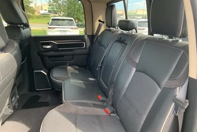 2022 Ram 2500 Laramie photo 1