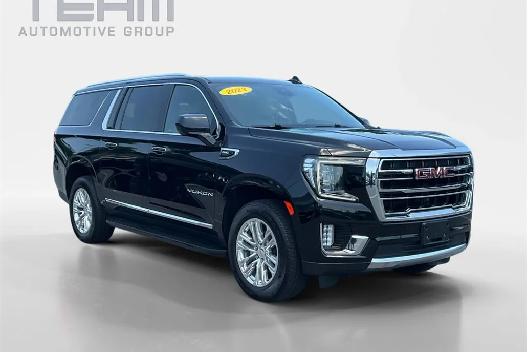 2023 Gmc Yukon XL SLT photo 1