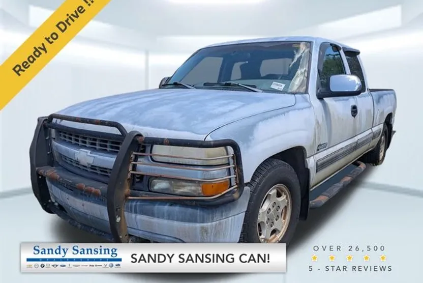 1999 Chevrolet Silverado LS photo 1