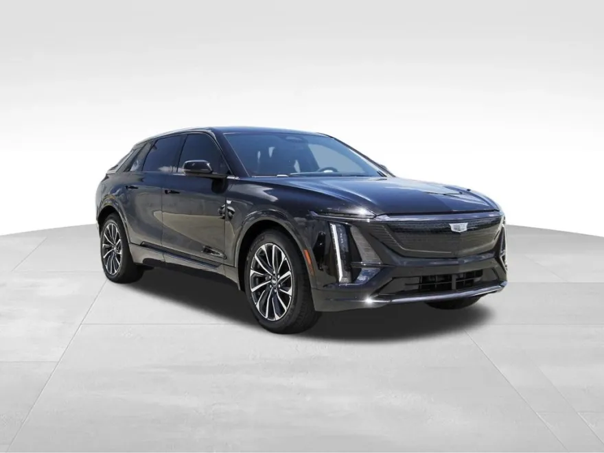2025 Cadillac Lyriq Sport photo 1