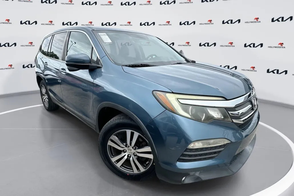 2018 Honda Pilot EX photo 1