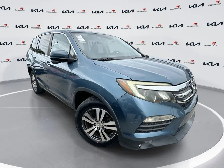 2018 Honda Pilot EX photo 1