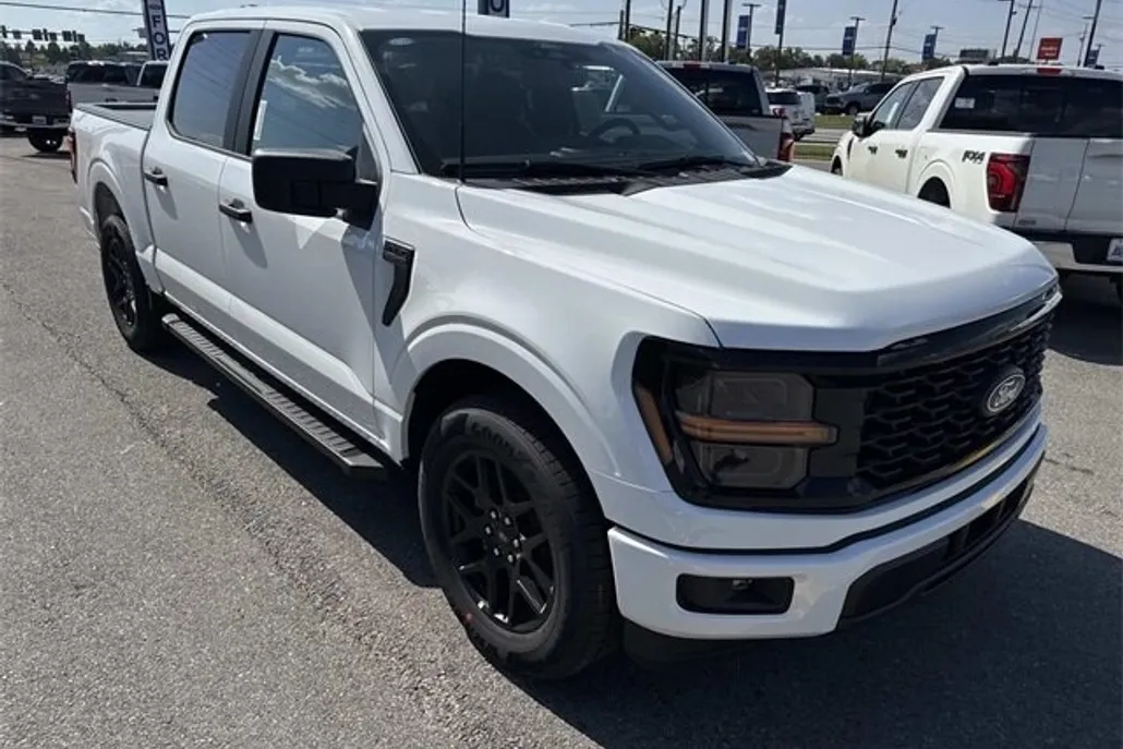 2025 Ford F-150 STX photo 1