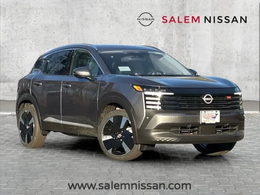 2025 Nissan Kicks SR photo 1
