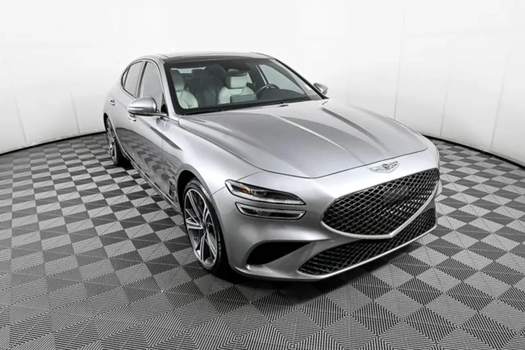 2025 Genesis G70 2.5T photo 1