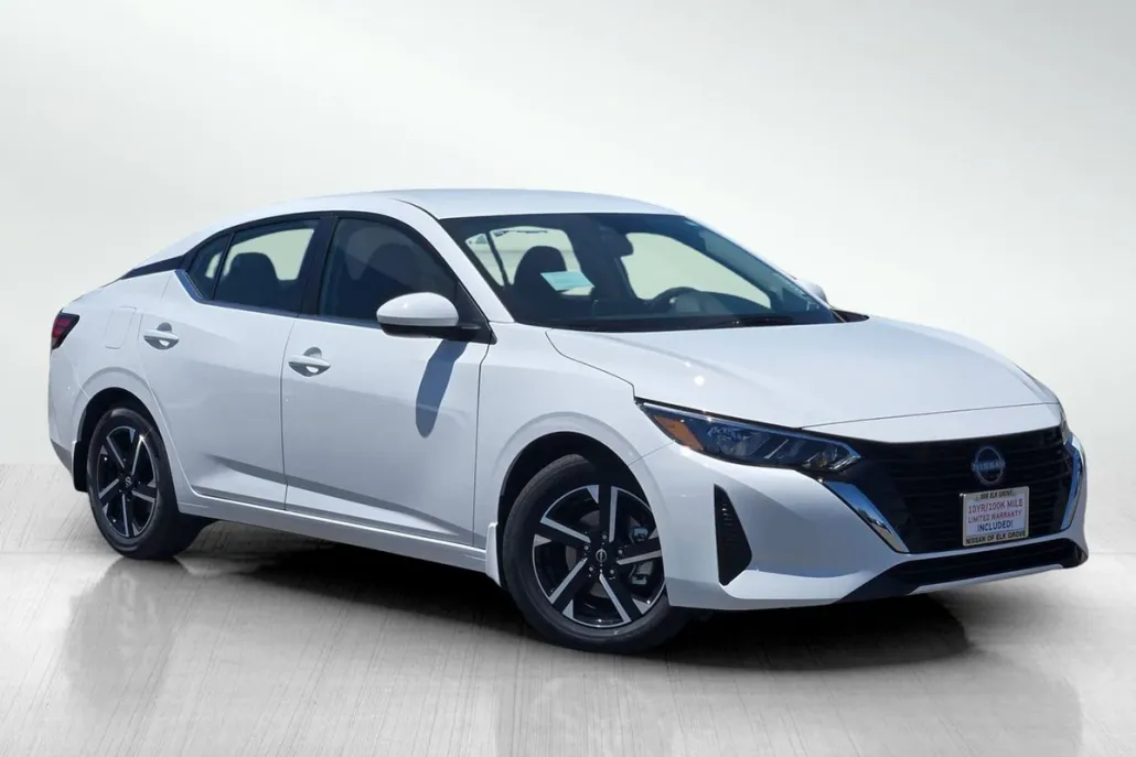 2025 Nissan Sentra SV photo 1