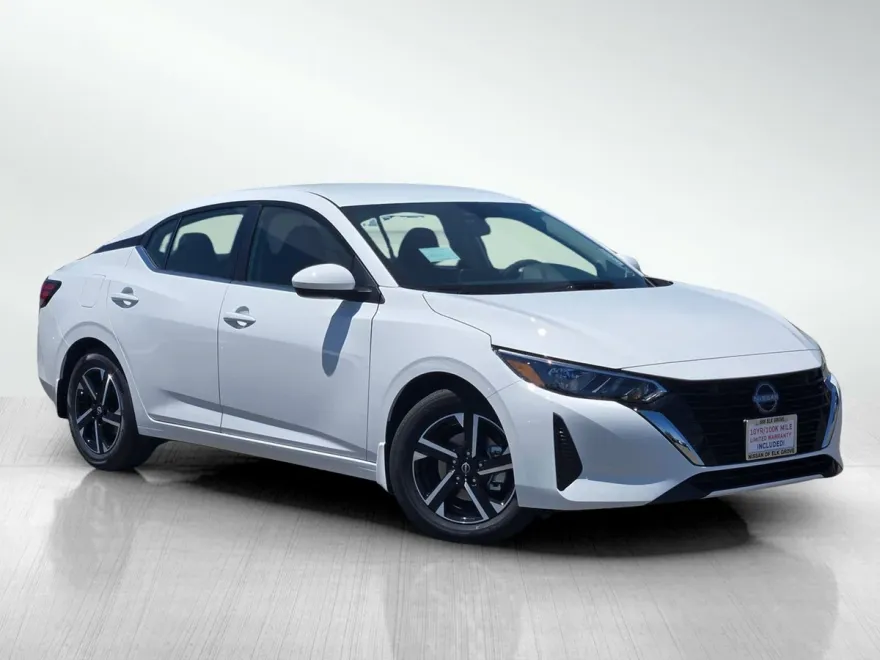 2025 Nissan Sentra SV photo 1