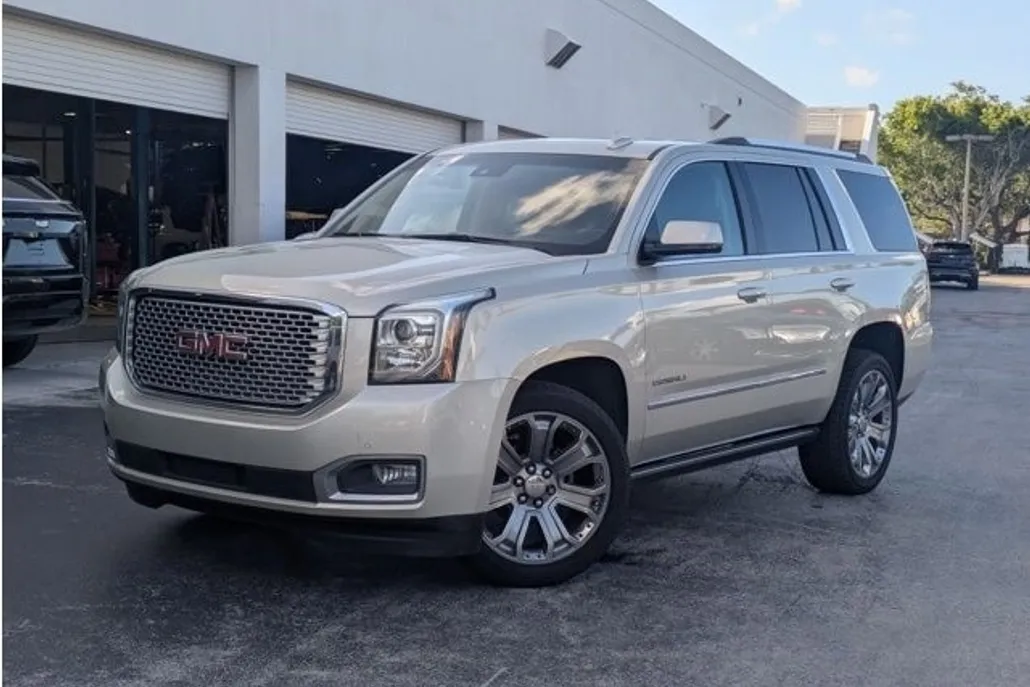 2016 Gmc Yukon Denali photo 1