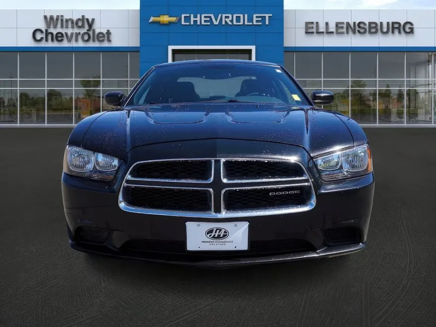 2011 Dodge Charger SE photo 1