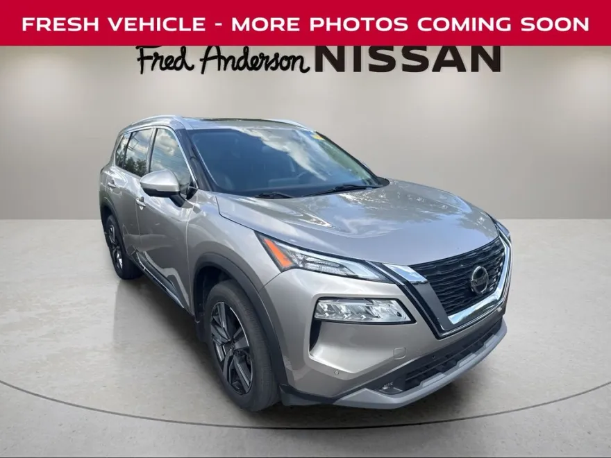 2021 Nissan Rogue SL photo 1