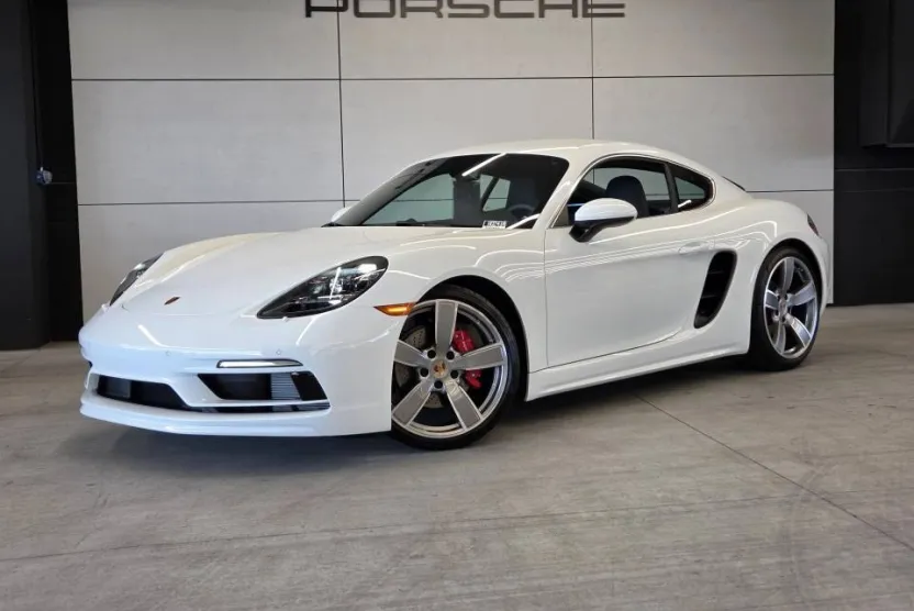 2025 Porsche Cayman S photo 1