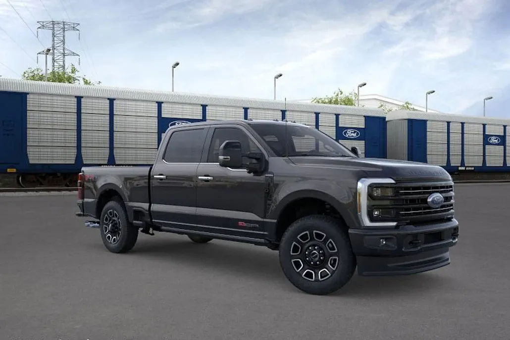 2025 Ford F-250 Platinum photo 1