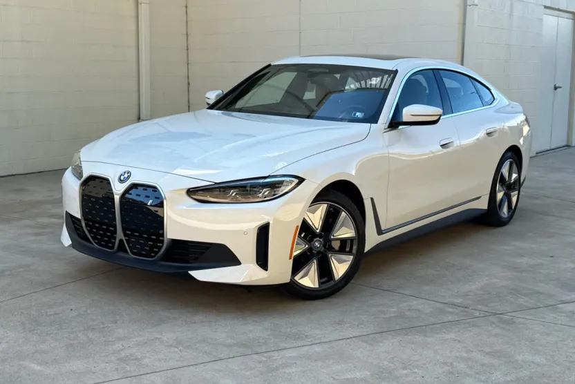 2023 Bmw i4 eDrive35 photo 1