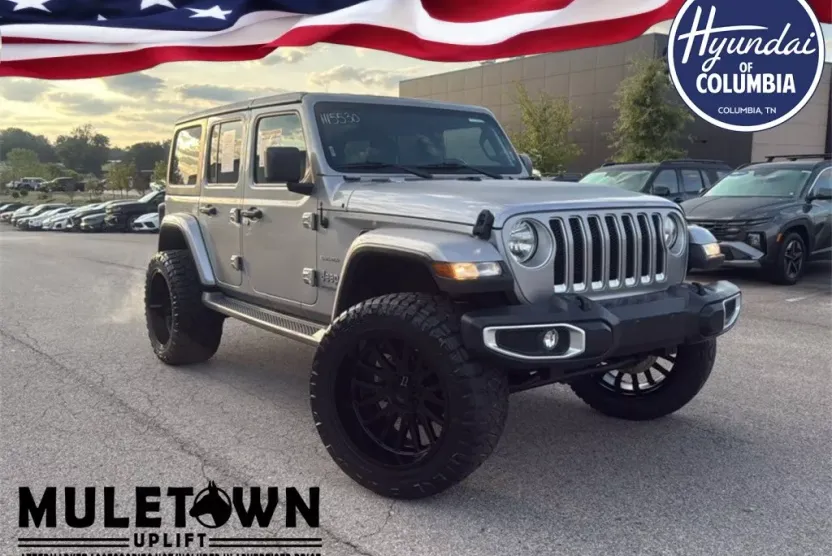 2020 Jeep Wrangler Unlimited Sahara photo 1