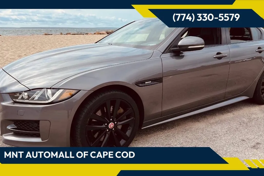 2017 Jaguar XE R-Sport photo 1