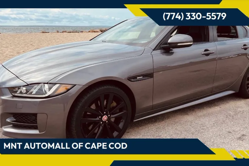 2017 Jaguar XE R-Sport photo 1