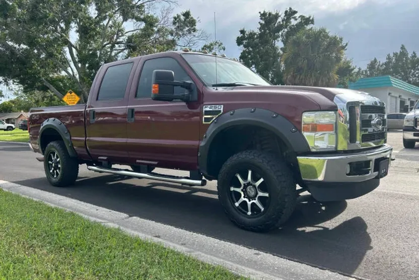 2008 Ford F-250 XLT photo 1