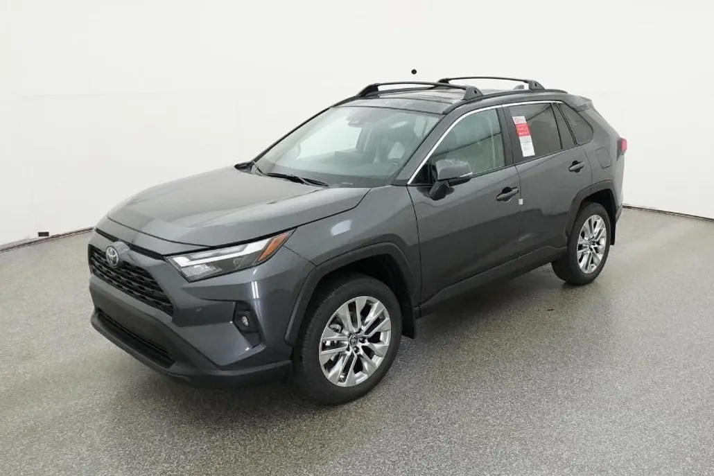 2025 Toyota RAV4 XLE Premium photo 1