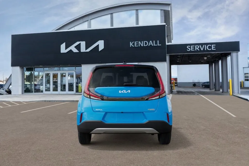 2025 Kia Soul EX photo 1