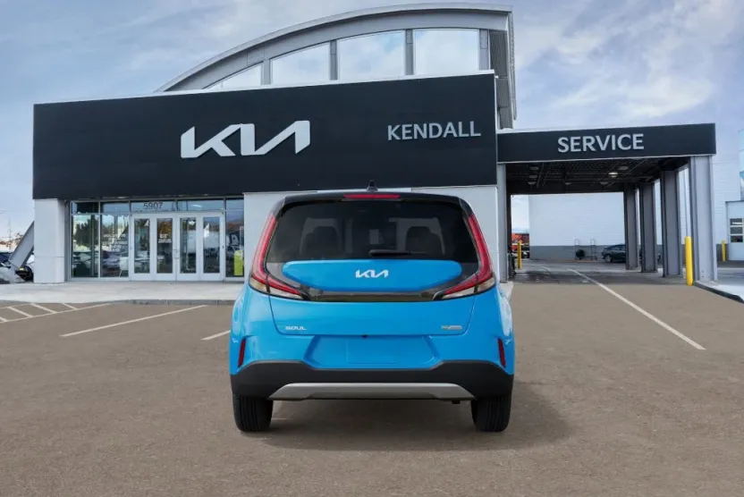 2025 Kia Soul EX photo 1
