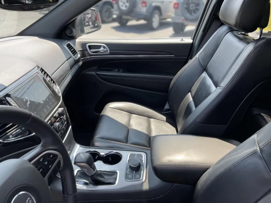 2021 Jeep Renegade Trailhawk photo 1