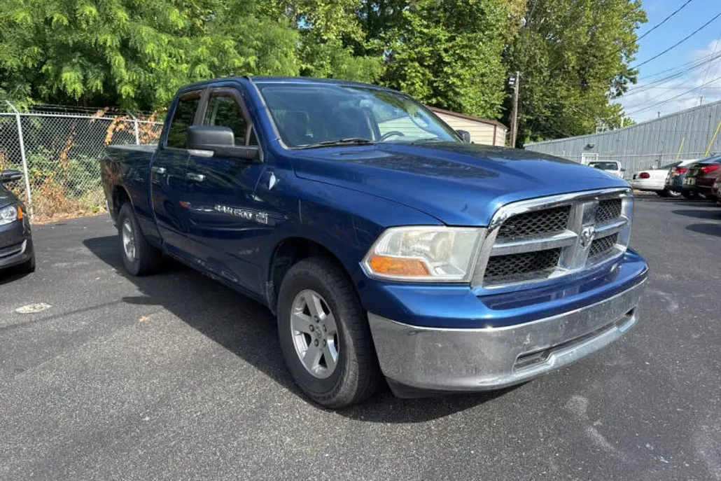 2011 Ram 1500 SLT photo 1
