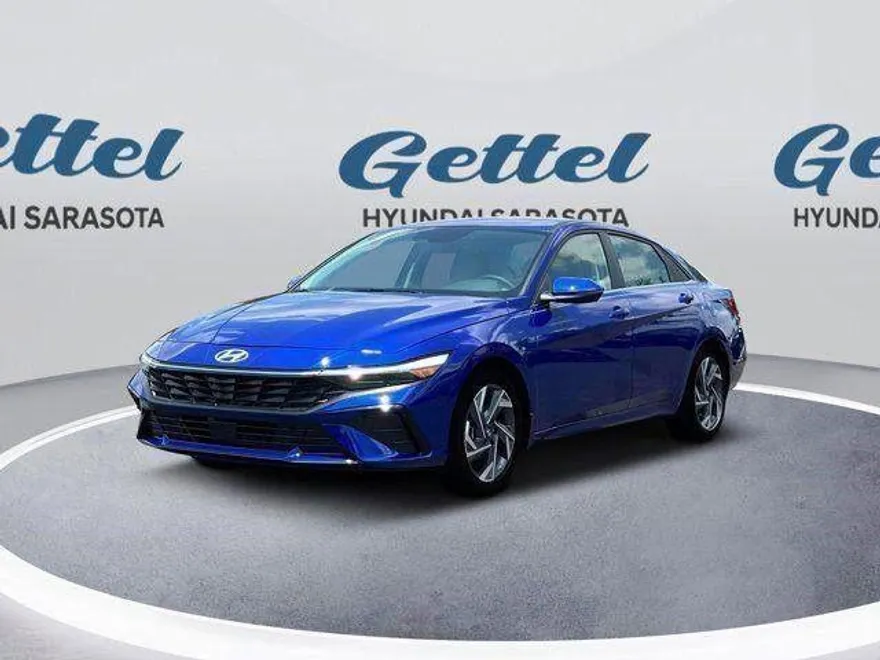 2025 Hyundai Elantra Hybrid Limited photo 1