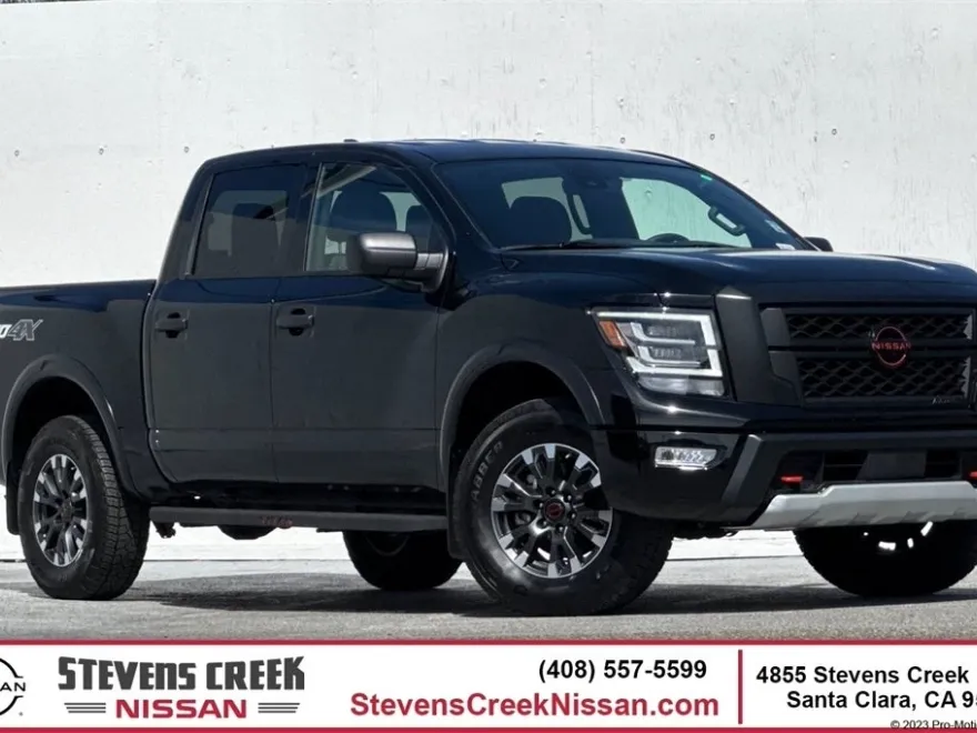 2024 Nissan Titan PRO-4X photo 1
