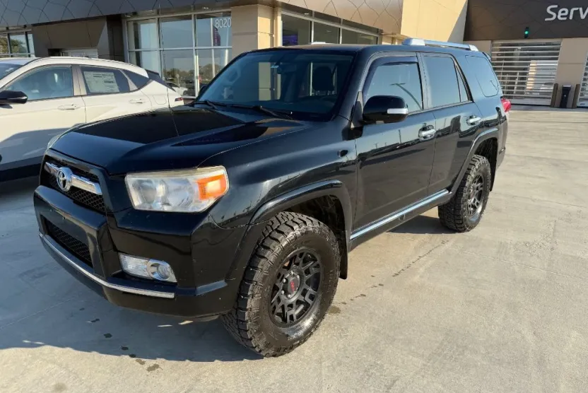 2012 Toyota 4Runner Limited photo 1