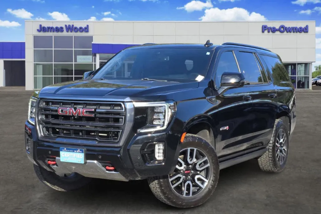 2022 Gmc Yukon AT4 photo 1